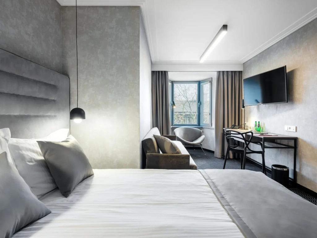 hotel image 35