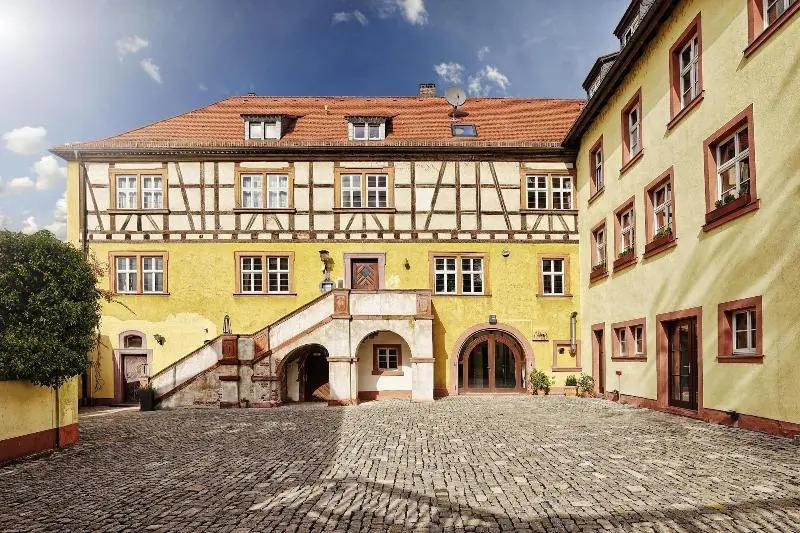 hotel image 12