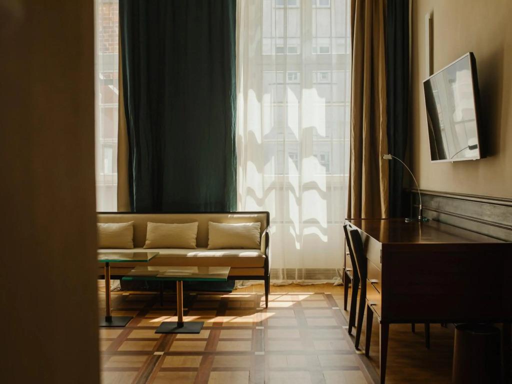 hotel image 16