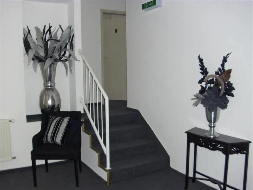 hotel image 9