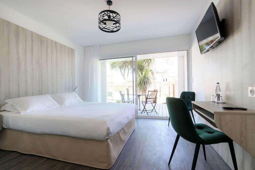 hotel image 11