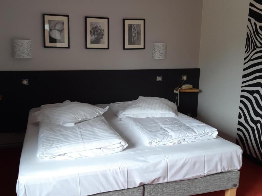 hotel image 16