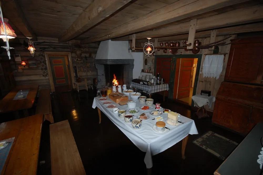 hotel image 10