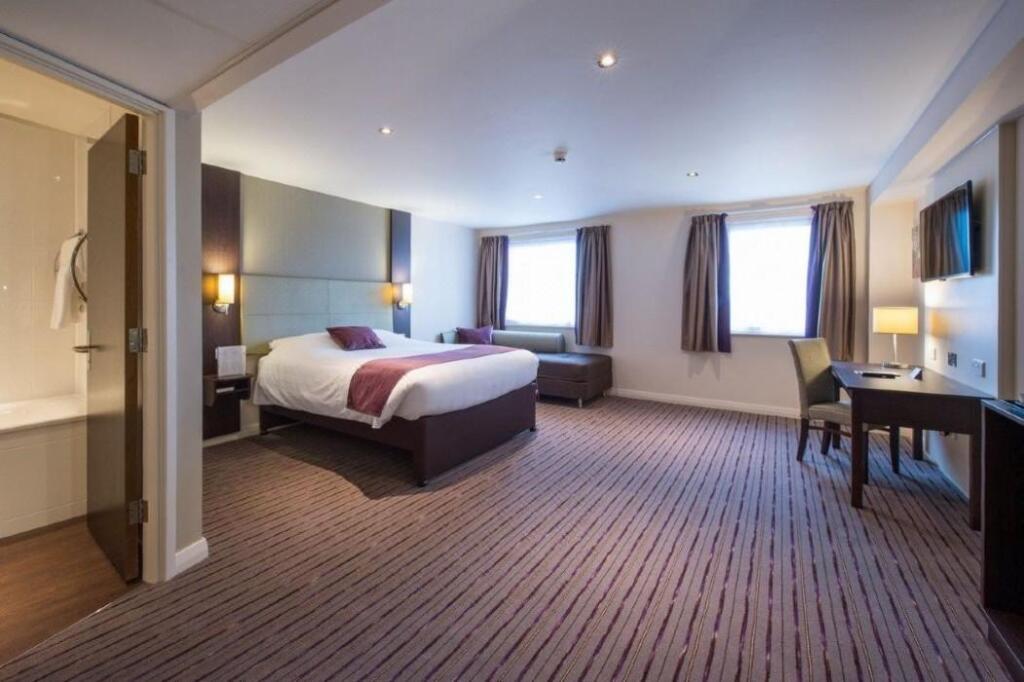 hotel image 11