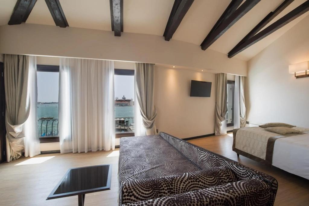 hotel image 18