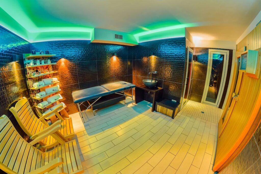 hotel image 11