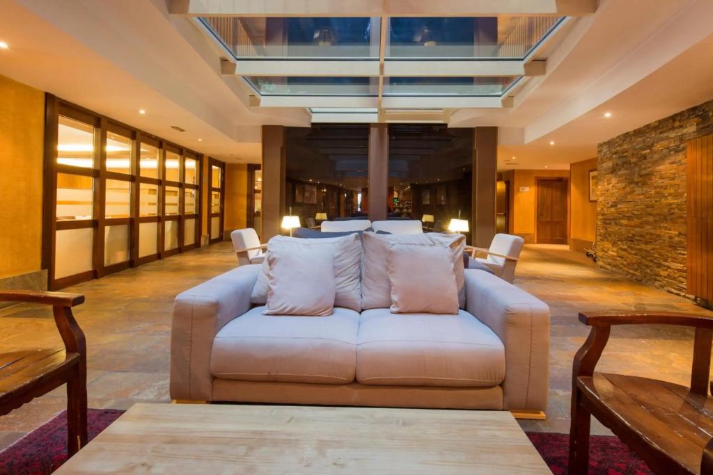 hotel image 9
