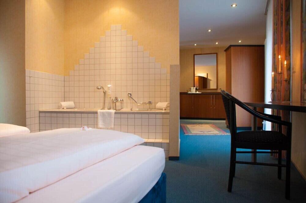 hotel image 13