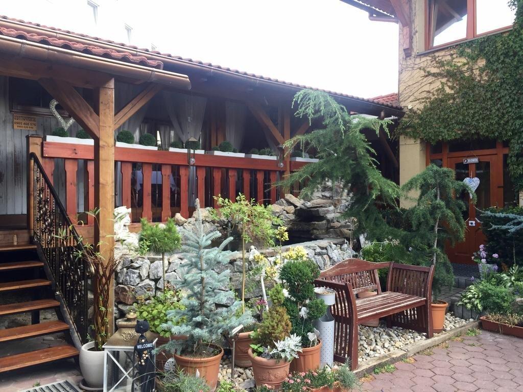 hotel image 10