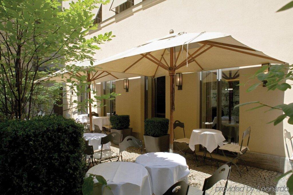 hotel image 13