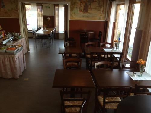 hotel image 16