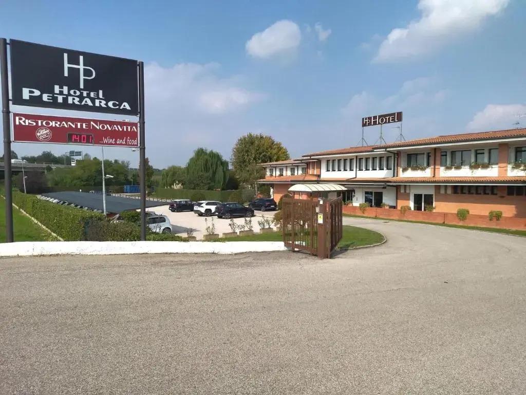 hotel image 14
