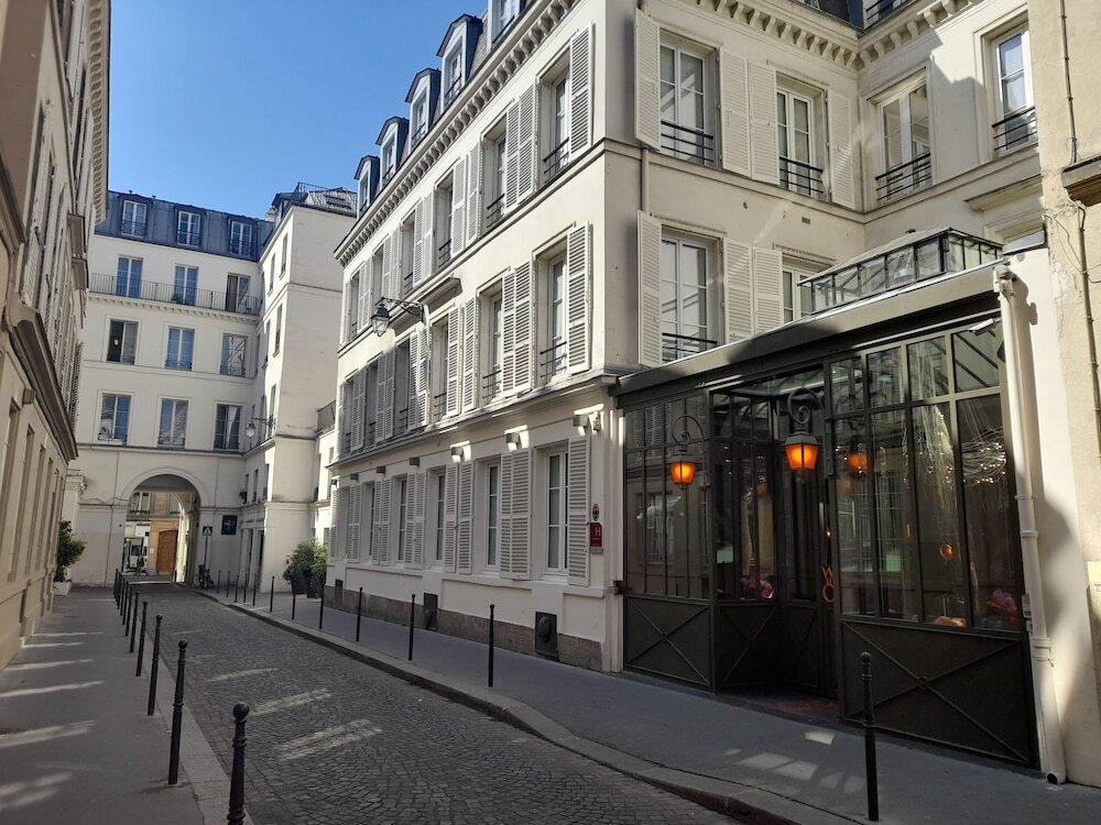 hotel