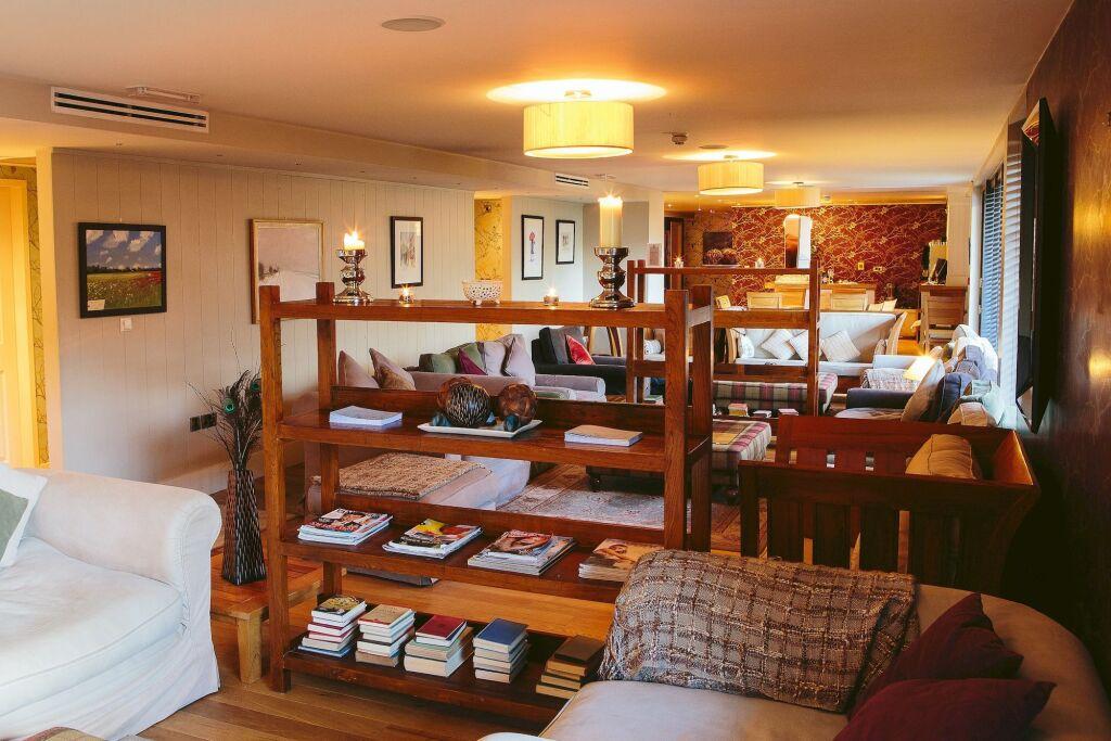 hotel image 9
