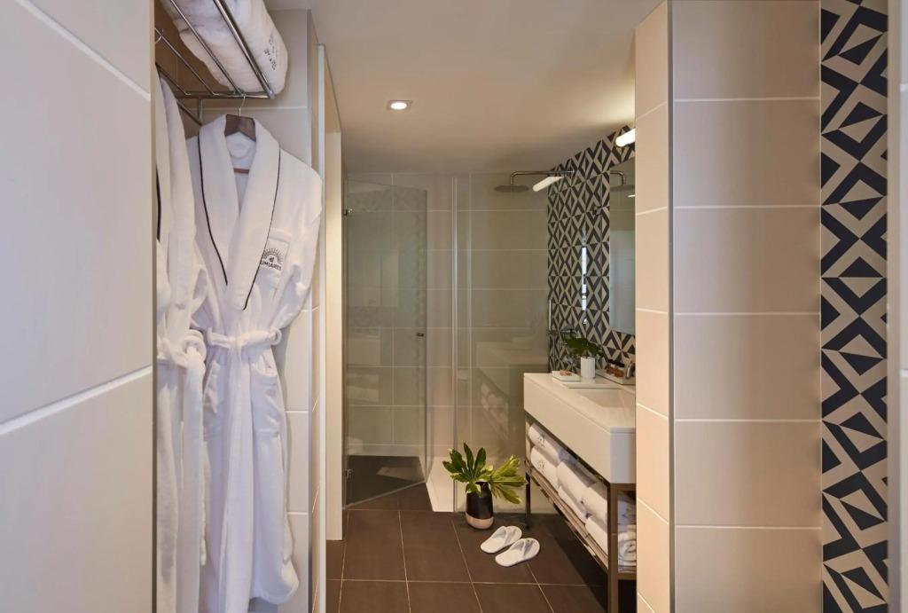 hotel image 12