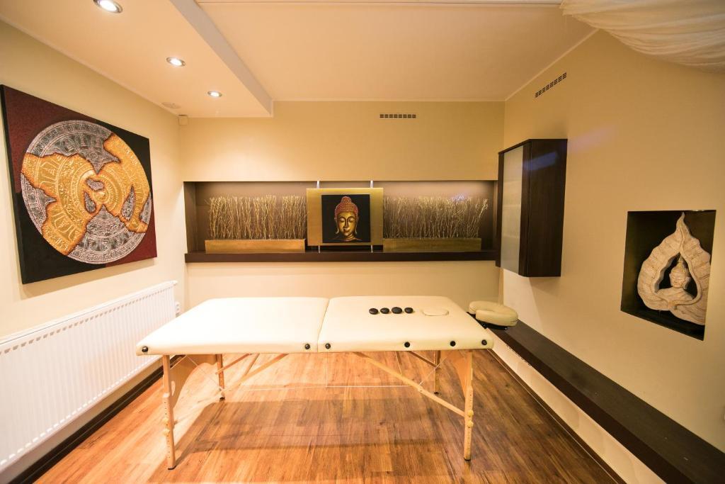 hotel image 11
