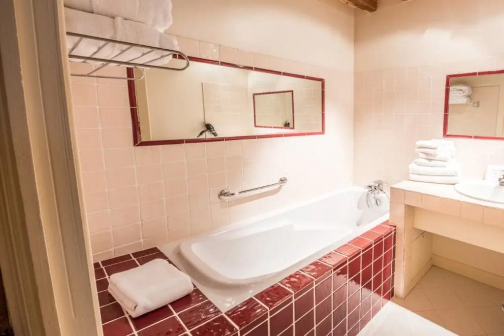 hotel image 12