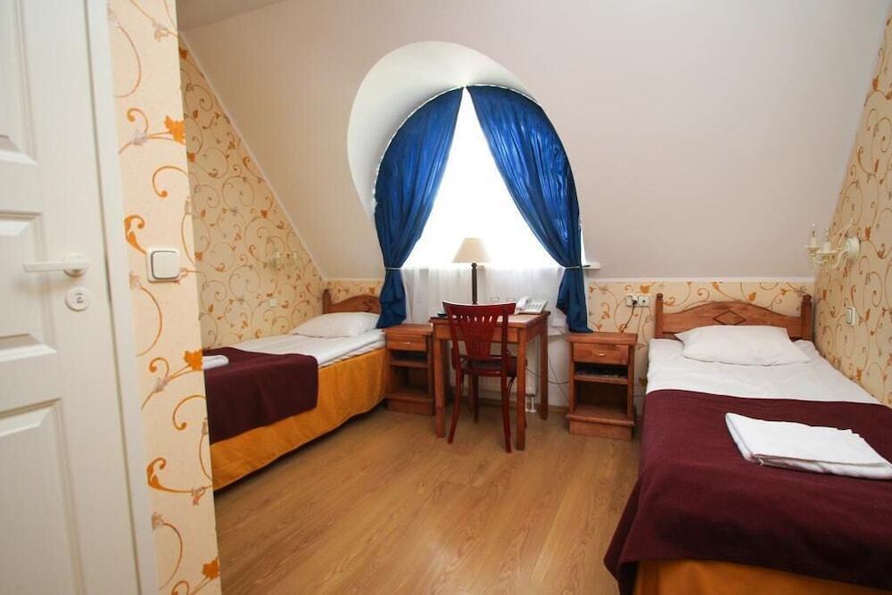 hotel image 12