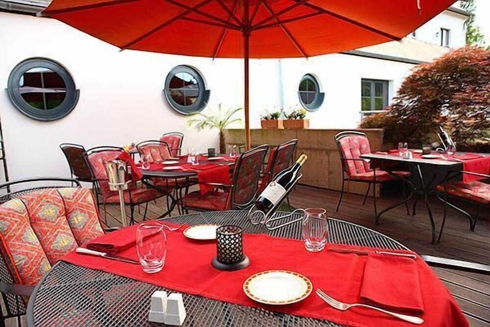 hotel image 11
