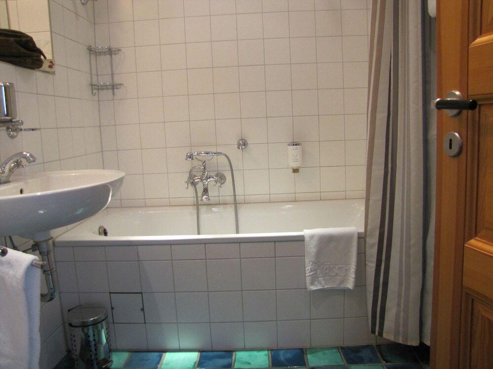 hotel image 13