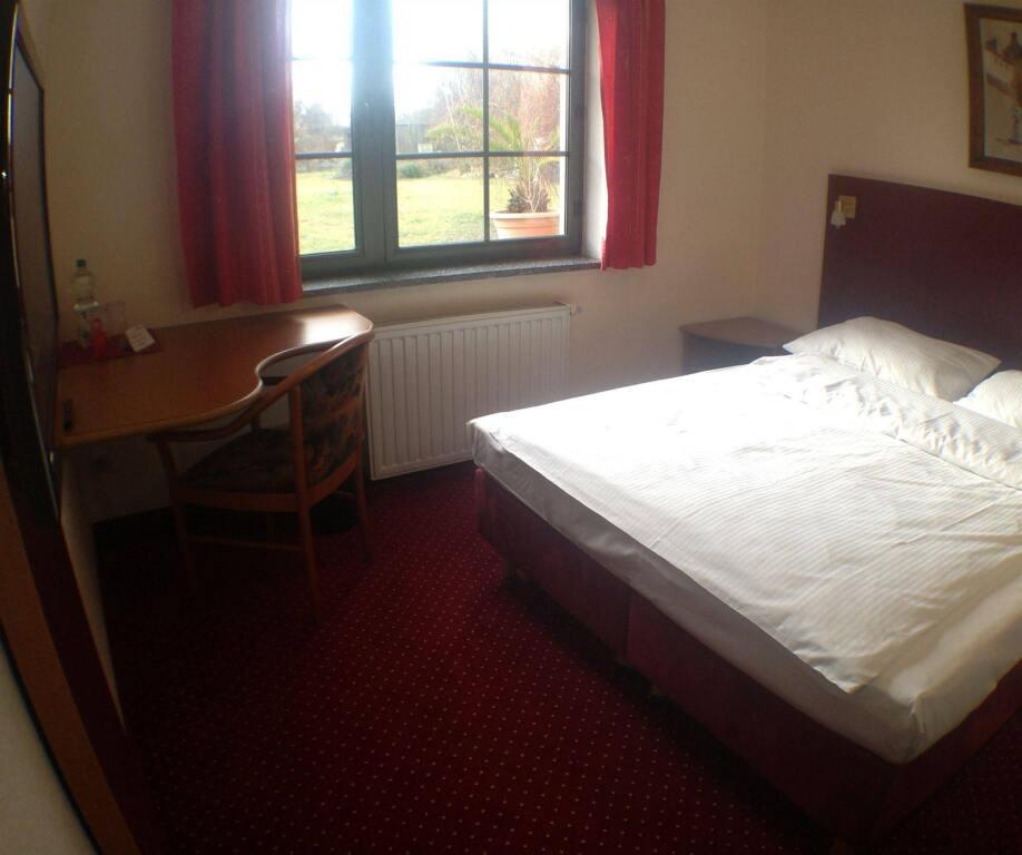 hotel image 13