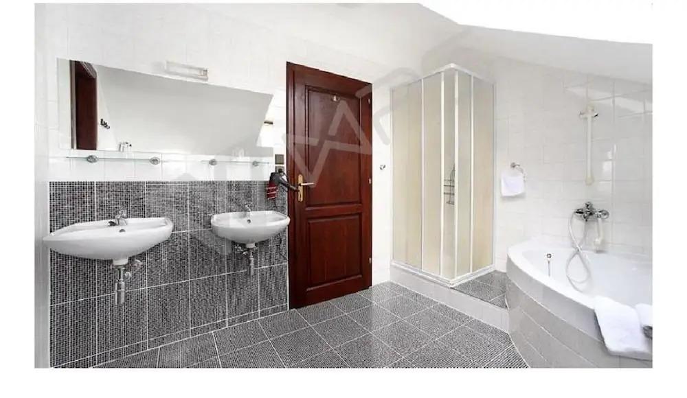 hotel image 18