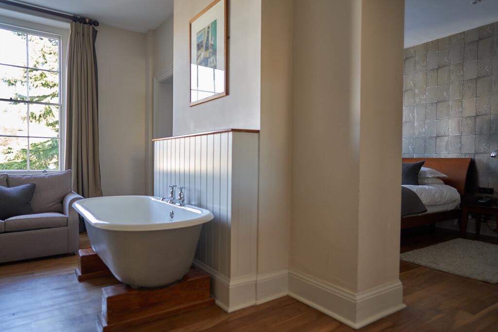 hotel image 10
