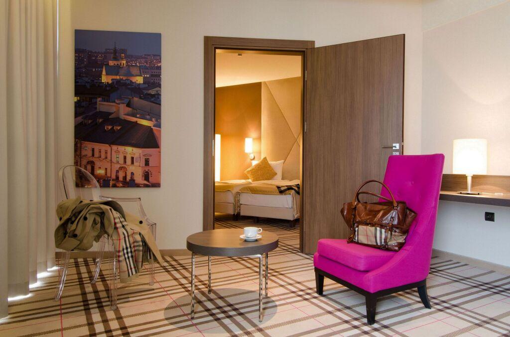 hotel image 13