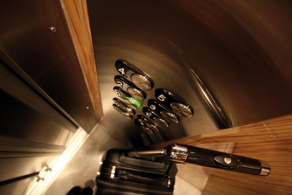 hotel image 10