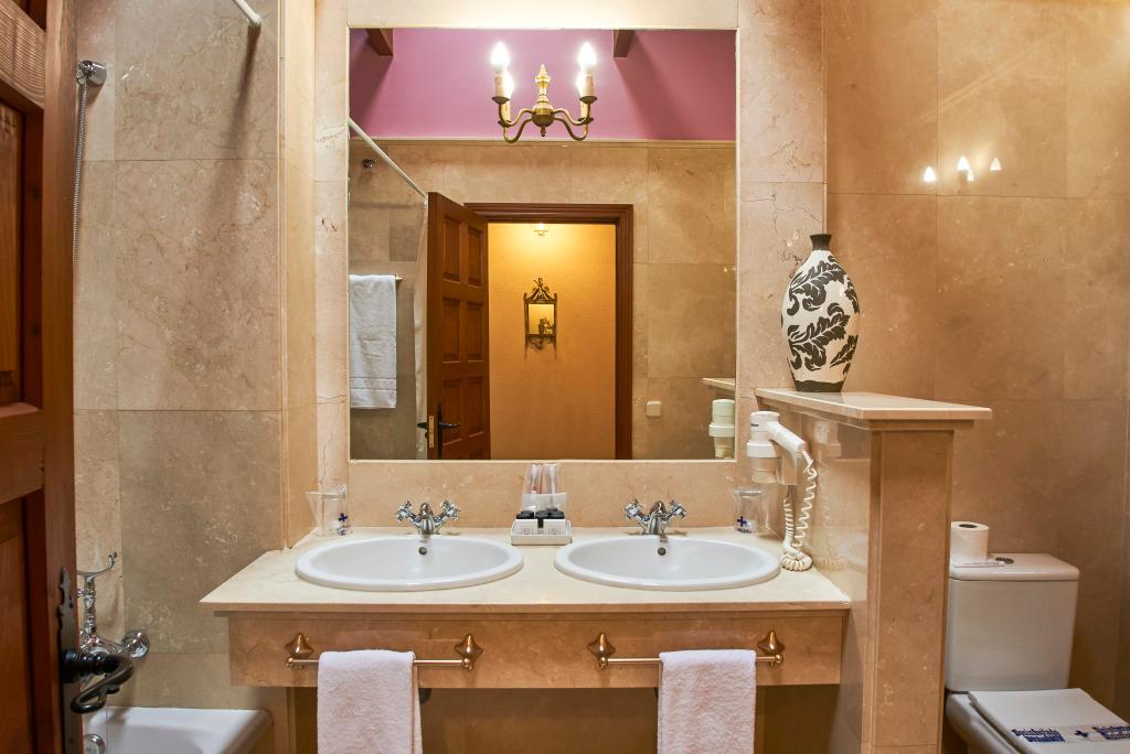 hotel image 16