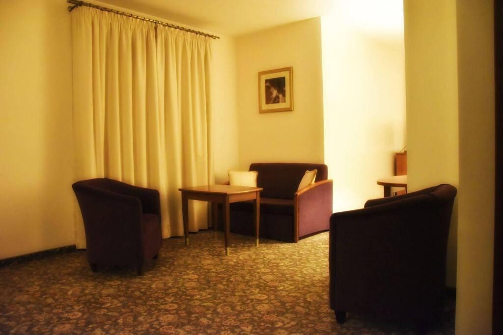 hotel image 13