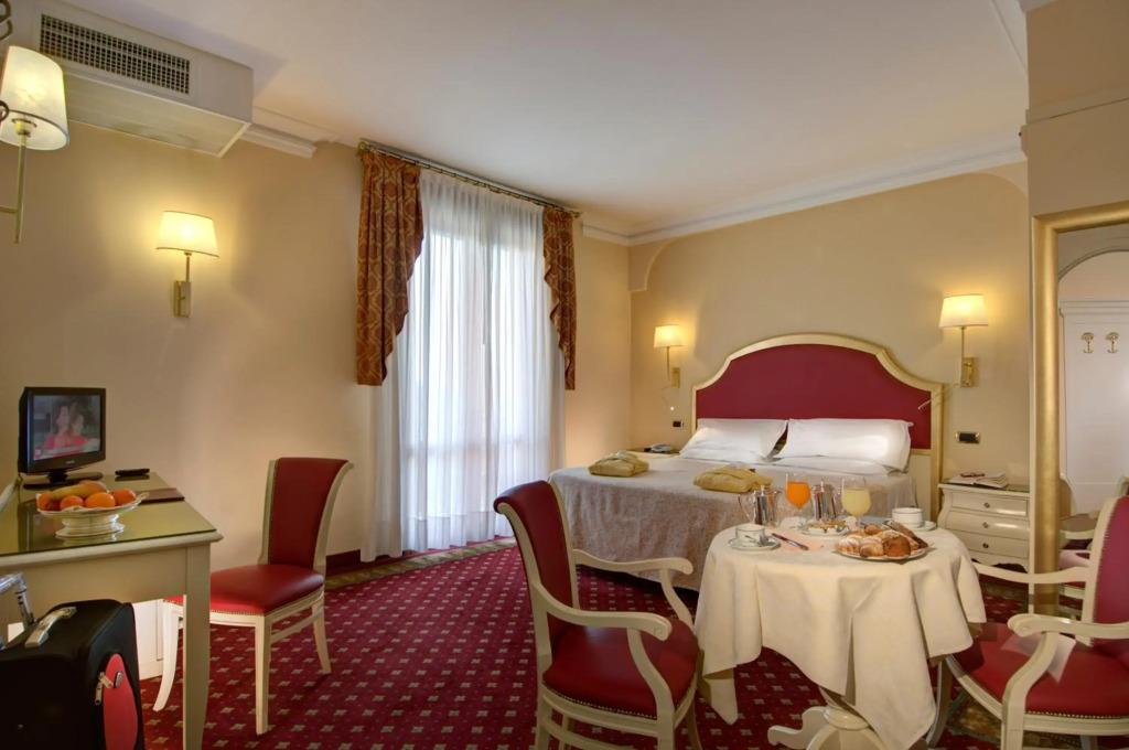 hotel image 16