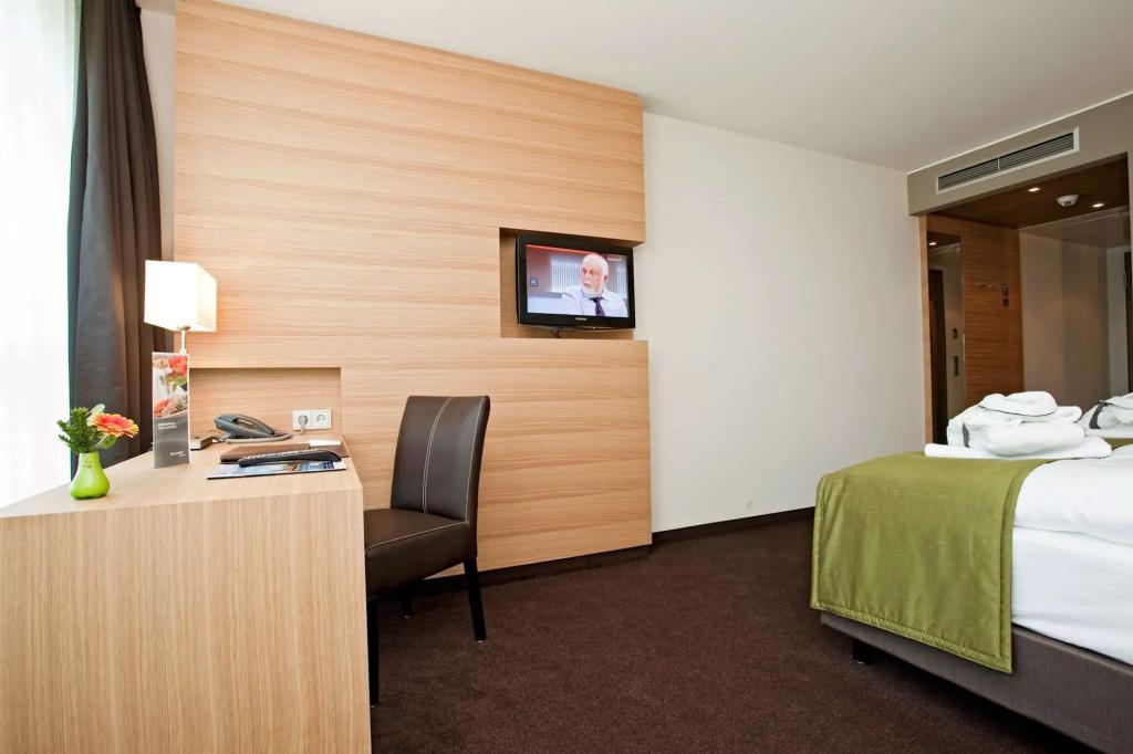 hotel image 10