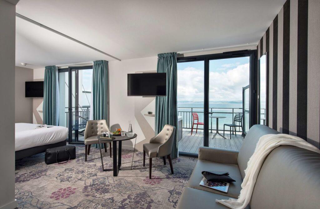 hotel image 13