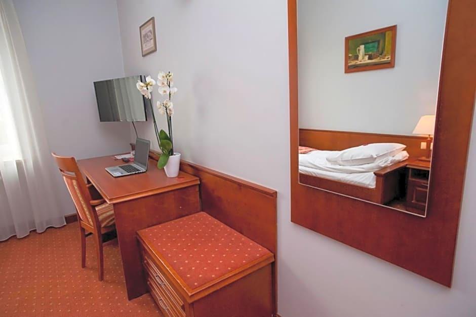 hotel image 18