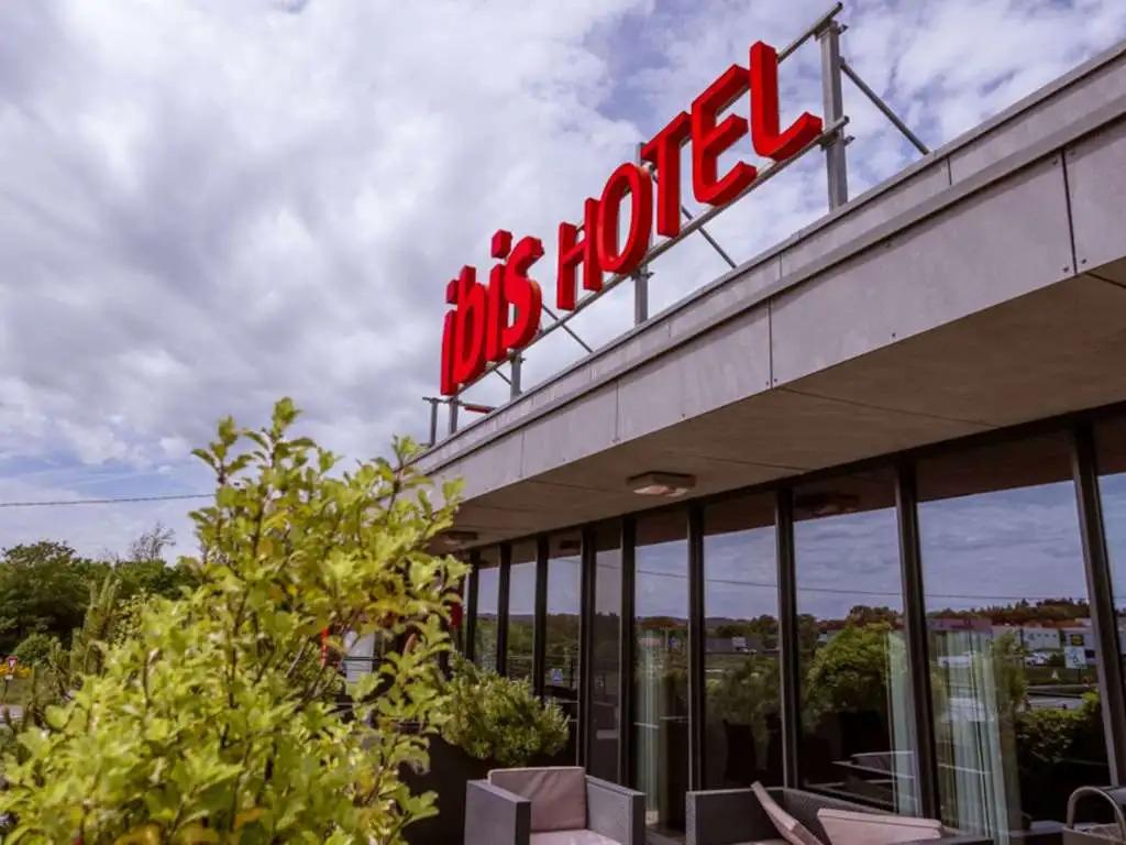 hotel image 13