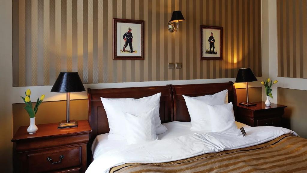 hotel image 16