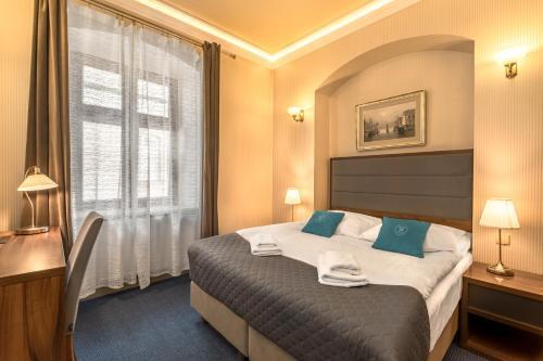 hotel image 8