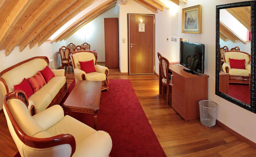 hotel image 12