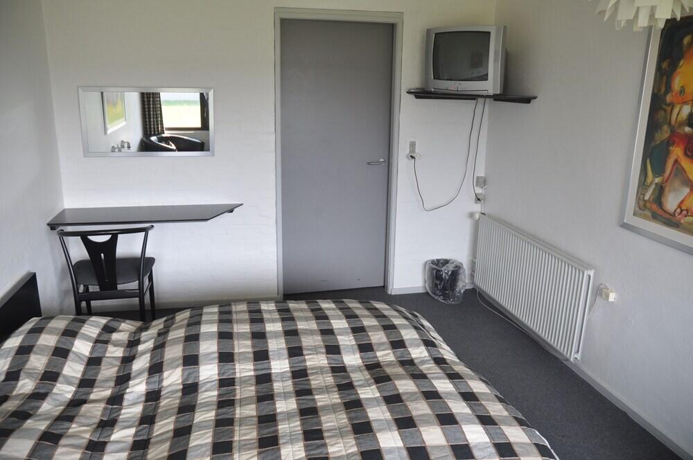 hotel image 10