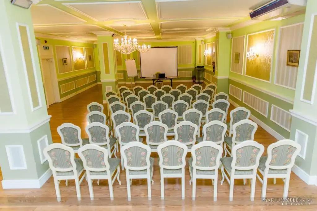 hotel image 9