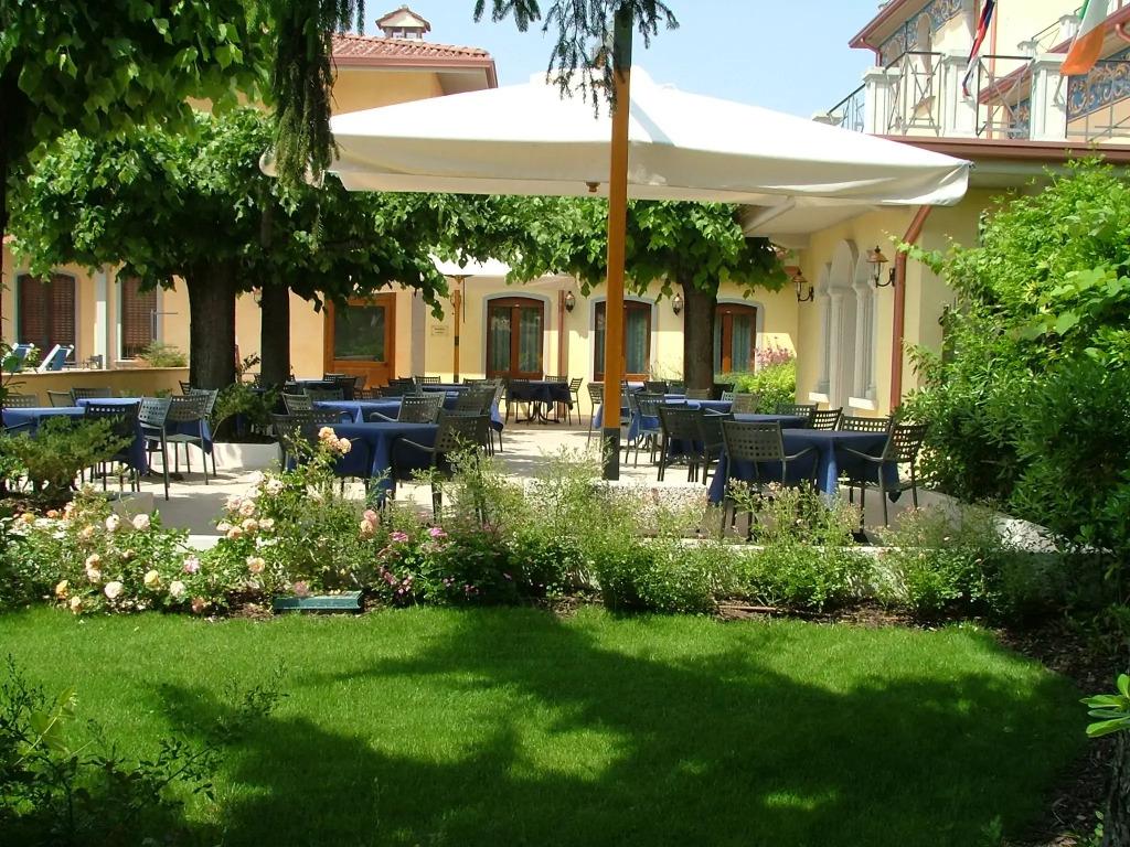 hotel image 9