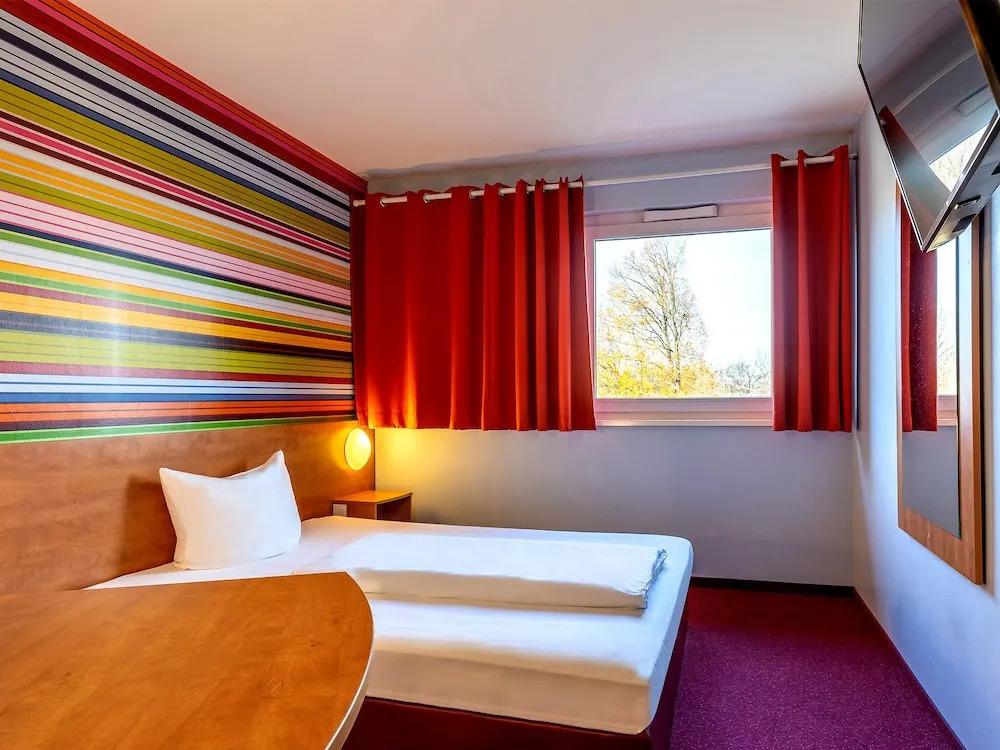 hotel image 6