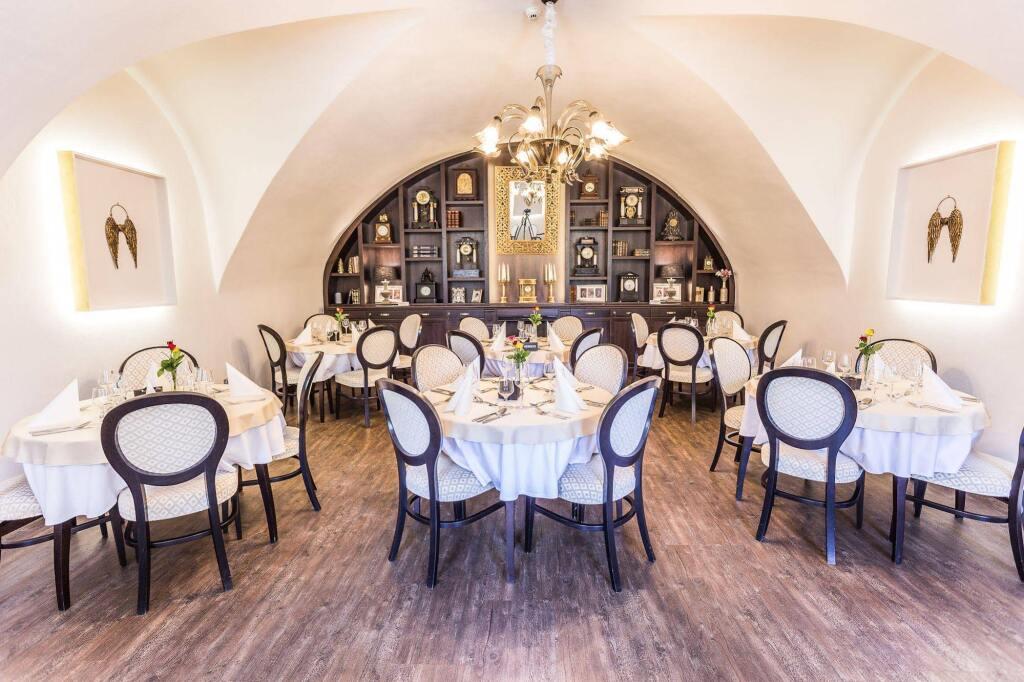 hotel image 16