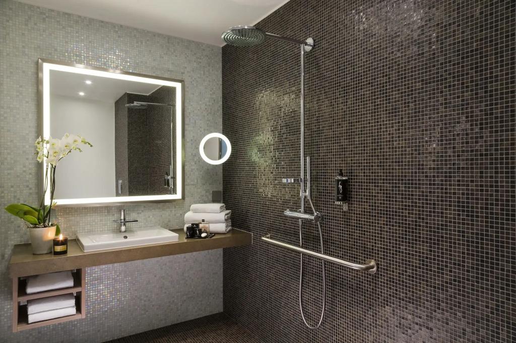 hotel image 11