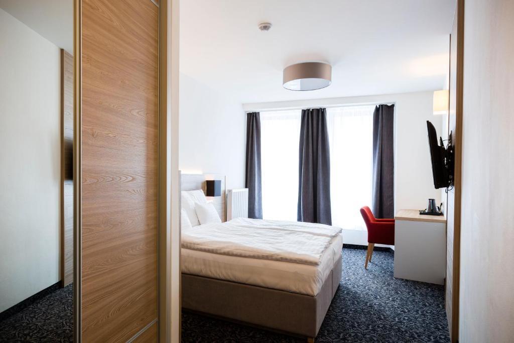 hotel image 13