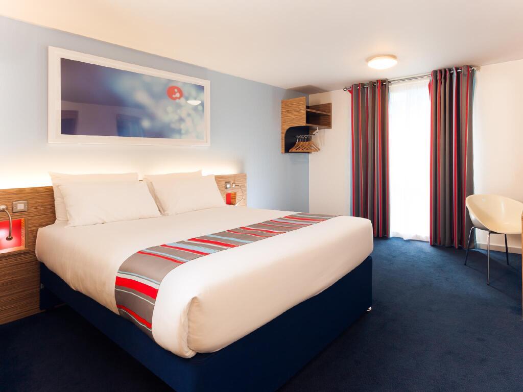 hotel image 13