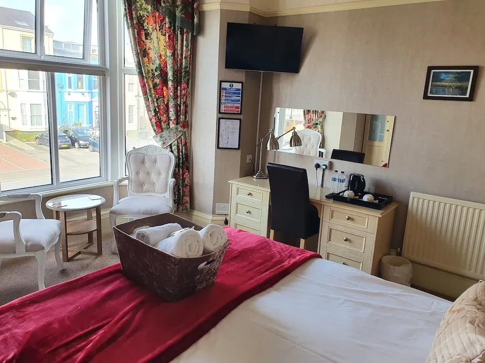 hotel image 16