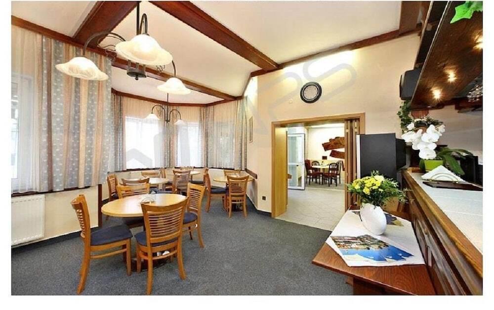 hotel image 11