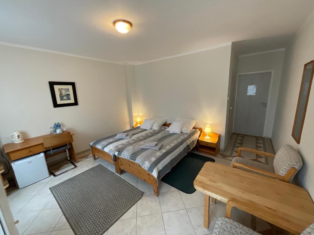 hotel image 10